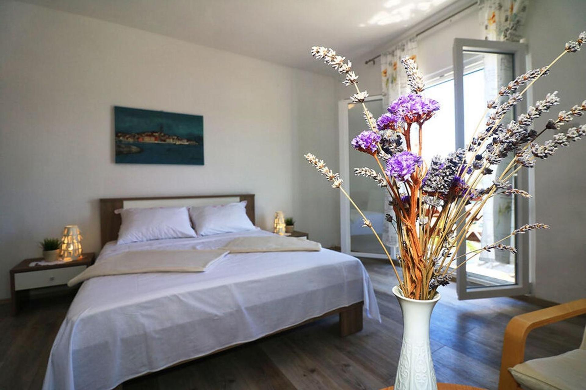 Apartments Mili - Near The Sea And The Centar Of Place Betina  Extérieur photo